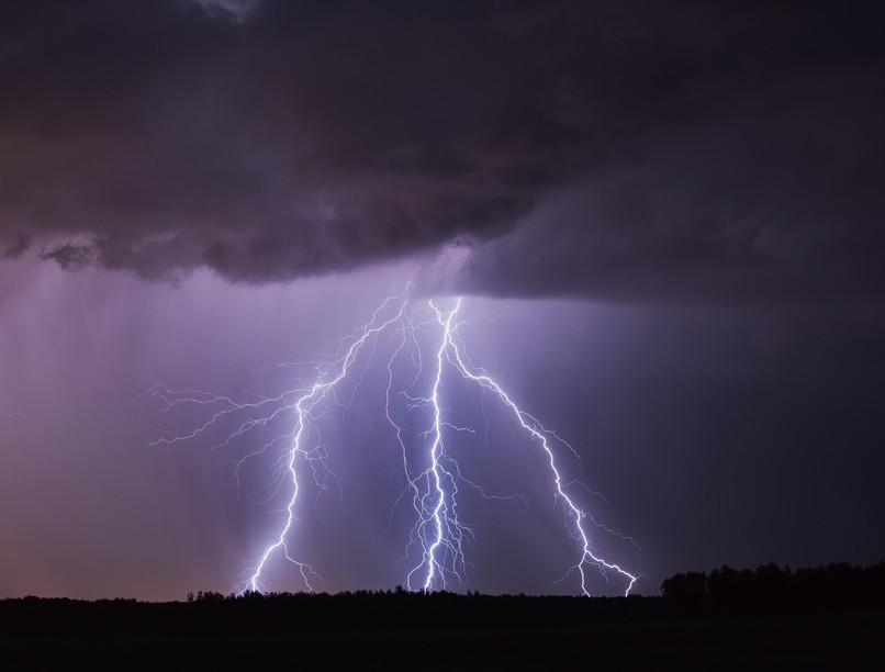 vihar, front, fronthatás