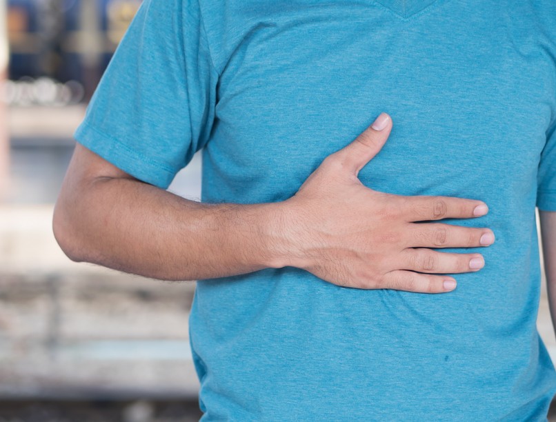 reflux puffadás, gyomorégés, gyomorsav, hasfájás