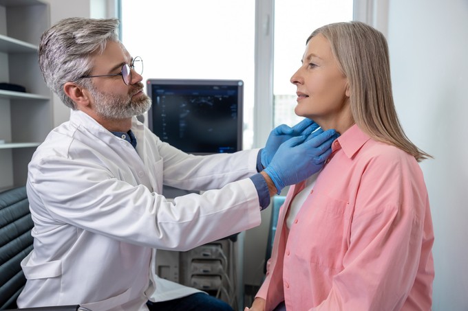 Nem múlik a rekedtsége? Erre a vizsgálatra mindenképp menjen el! című cikk nyitóképe