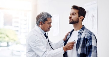 Így változik a férfi test 40, 50, 60 és 70 felett – Ezt tegye meg minden évtizedben az egészségéért!