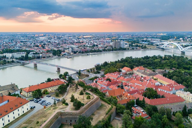 Szerbiai orvosok szerint a NATO légicsapásainak következményeként sok a rákos megbetegedés az országban