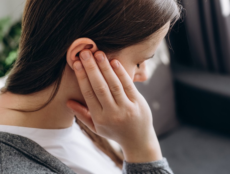 fülfájás nátha orrfolyás szövődmény