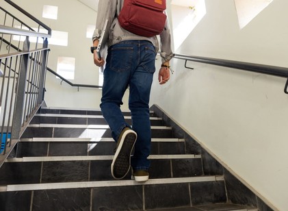 A lépcsőzés mint fontos teszt az egészségéről: mikor normális a kifulladás, és mikor nem? című cikk nyitóképe