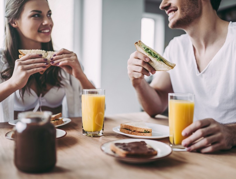 Reggeli gyümölcslevek, italok cukor