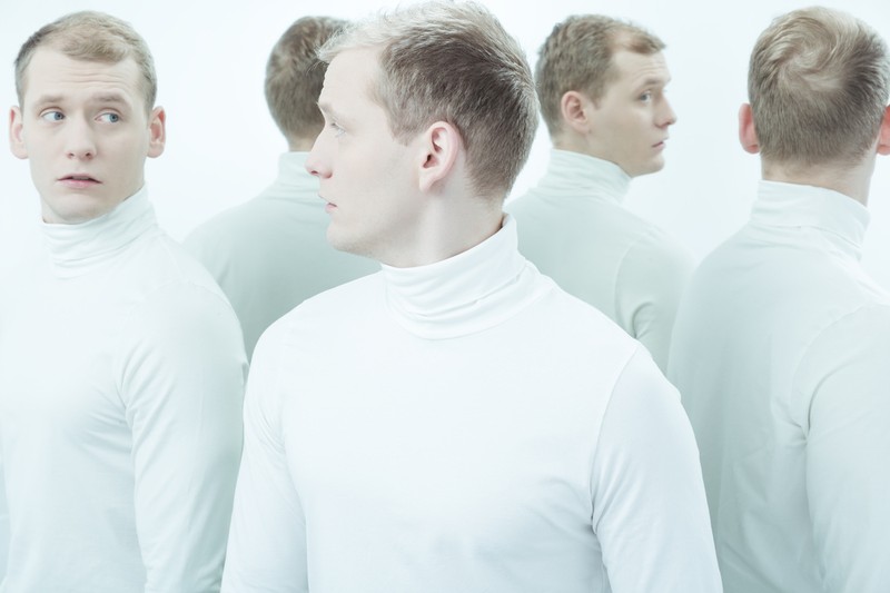 Az alacsony termetű emberek hamarabb lesznek paranoiások