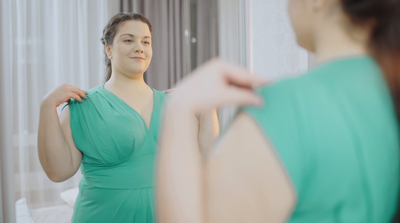 Ne csak igazgassa, vizsgálja is meg a melleit! Ilyen az alapos önvizsgálat