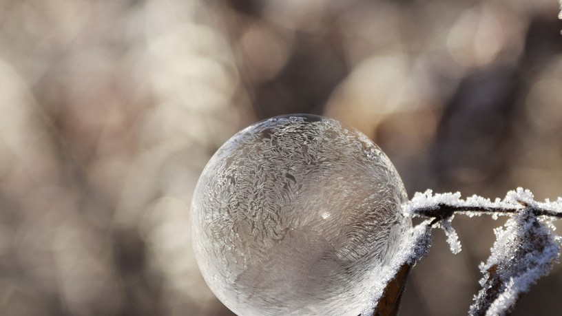 bubble-1893368 1920