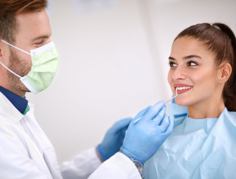 tévhit fogszabályozás láthatatlan felnőtt