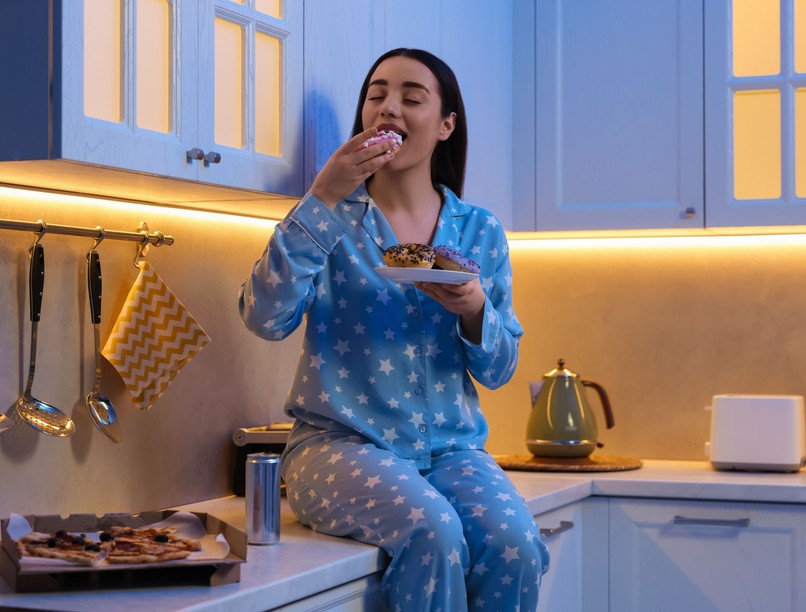 evés, lefekvés, előtt, ne, vastagbélrák, tanulmány