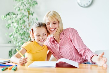 Vajon korlátozza-e a tanítás a gyerekek felfedezési vágyát?