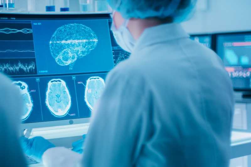 Hajléktalanoknál is kimutatták az eddig főként élsportból ismert agyi betegséget