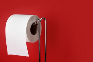 Végbélvérzés: az élénkebb piros vagy a sötétebb szín utal daganatra?