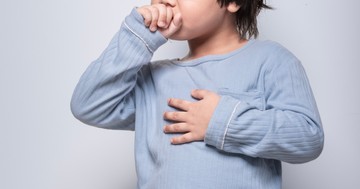 Gyermekkori reflux: mikor, milyen tünetek jelzik, mikor szükséges kivizsgálás?