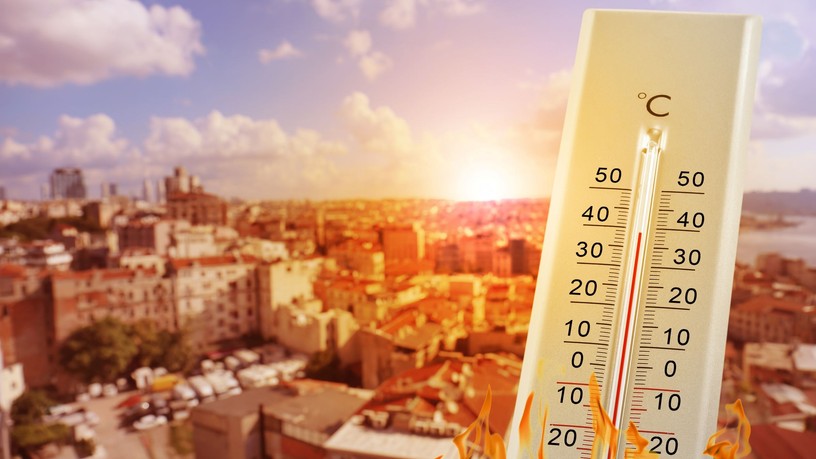 hőhullám Olaszország közlekedési lámpa olvadás