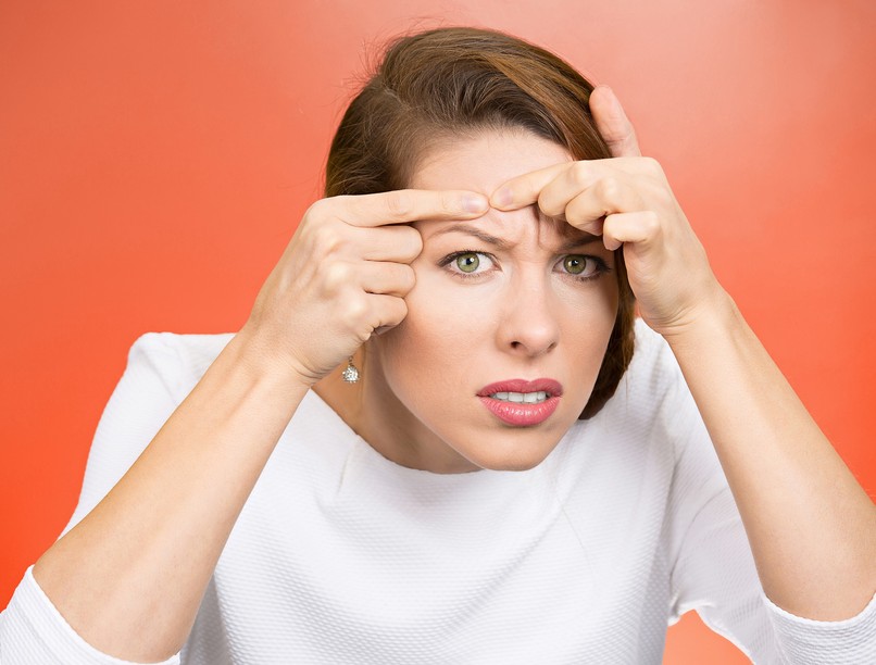 csomóképződés oka faggyúmirigy tünet