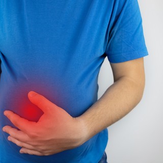 A férjem gyakran puffad, az erős szagú bélgáz nagyon zavaró, mit tehetünk? Az orvos válaszol című cikk nyitóképe