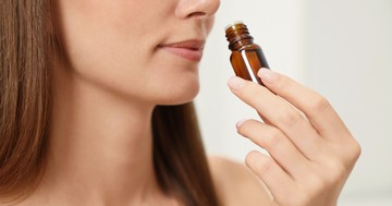 Ez az otthoni szaglásteszt évekkel a tünetek megjelenése előtt kimutathatja az Alzheimer-kórt