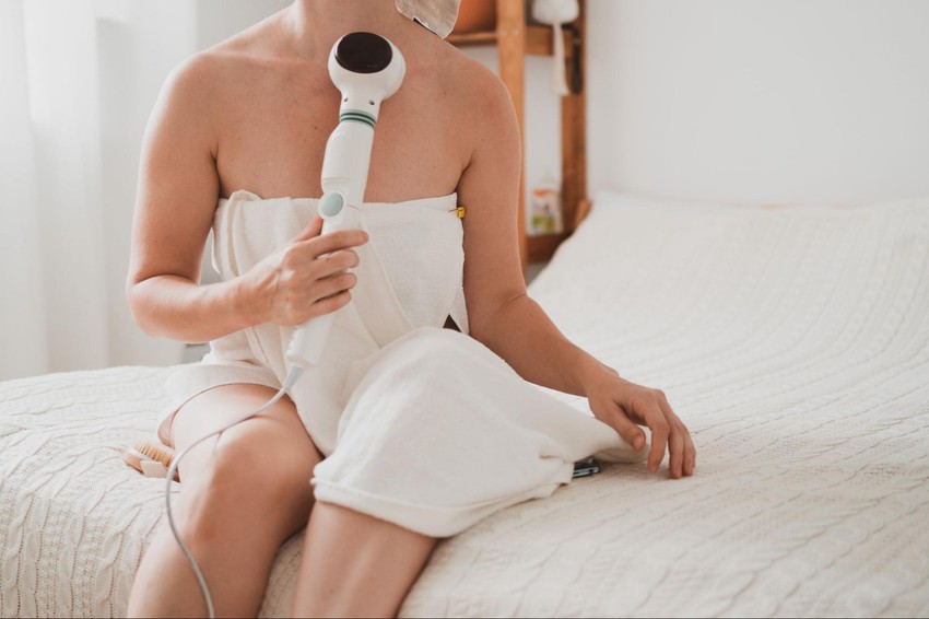 Új dimenzió az otthoni relaxációban: a masszírozógépek előnyei és hátrányai