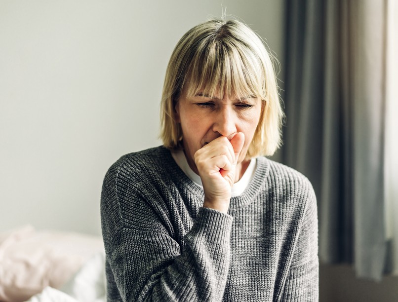 Hangszalagbénulás pajzsmirigyműtét után oka