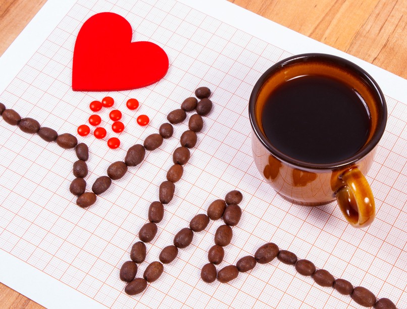 koffein, kávé, gyógyszer, koffein-túladagolás, mellékhatás, koffeinbevitel