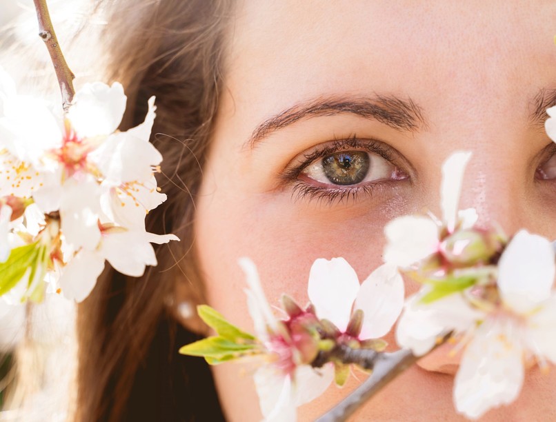 szem látás szemüveg folyadék kék fény