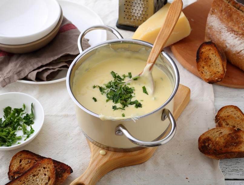 színes egészséges újhagymakrémleves recept