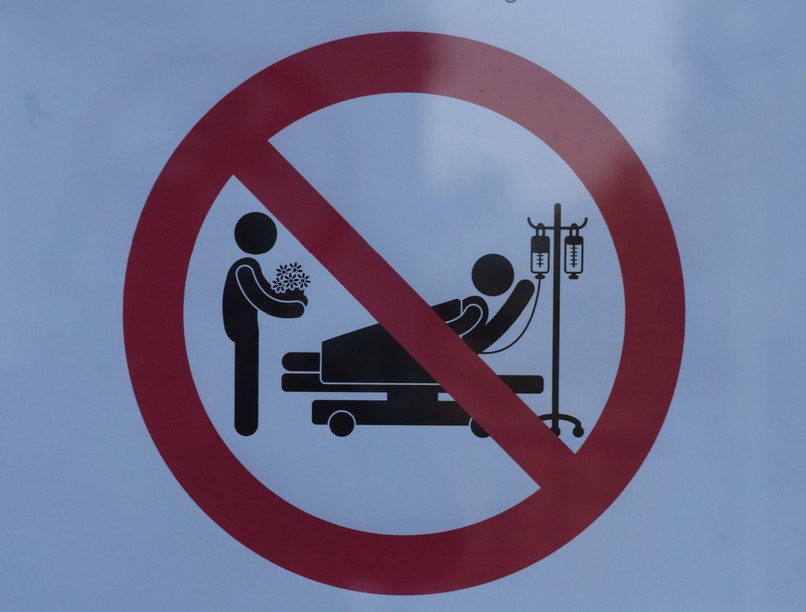 Teljeskörű látogatási tilalom debrecen klinika