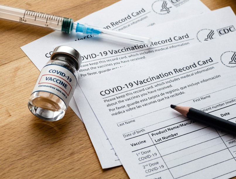 védettségi igazolvány, koronavírus, vakcina, oltási igazolvány, oltás