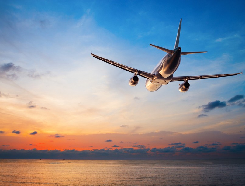 szemműtét, repülés, nyaralás, utazás