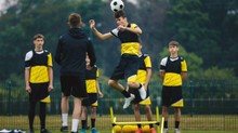 Okozhat a fociban történő sok fejelés problémát az agyban ? Az orvos válaszol   című cikk nyitóképe