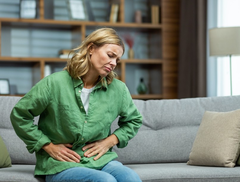 erős hasfájás jele kiváltó oka kivizsgálás reflux tünete