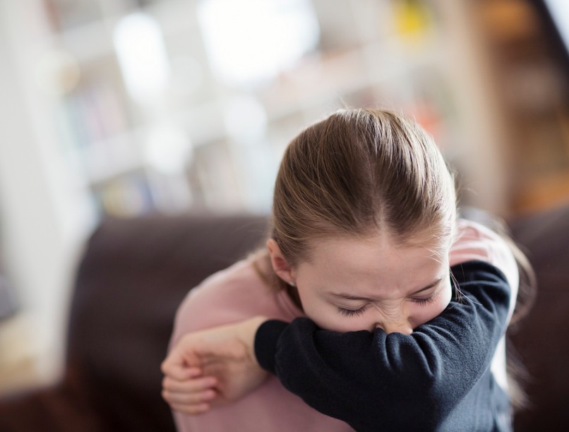 megfázás, szénanátha, megkülönböztetni, különbség, allergia