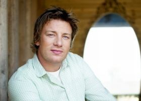 Ki az erősebb elhízás-ügyben: Jamie Oliver, vagy a brit szaktárca?